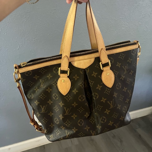Louis Vuitton Palermo PM Monogram Shoulder bag - Picture 1 of 10